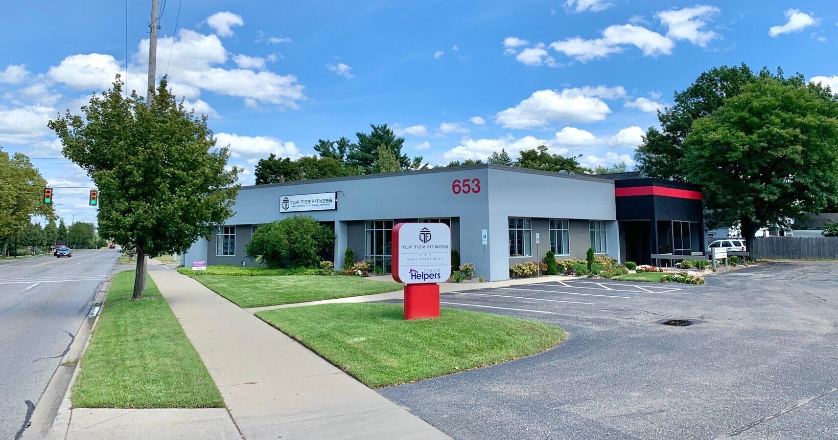 653 Michigan Ave, Holland, MI 49423