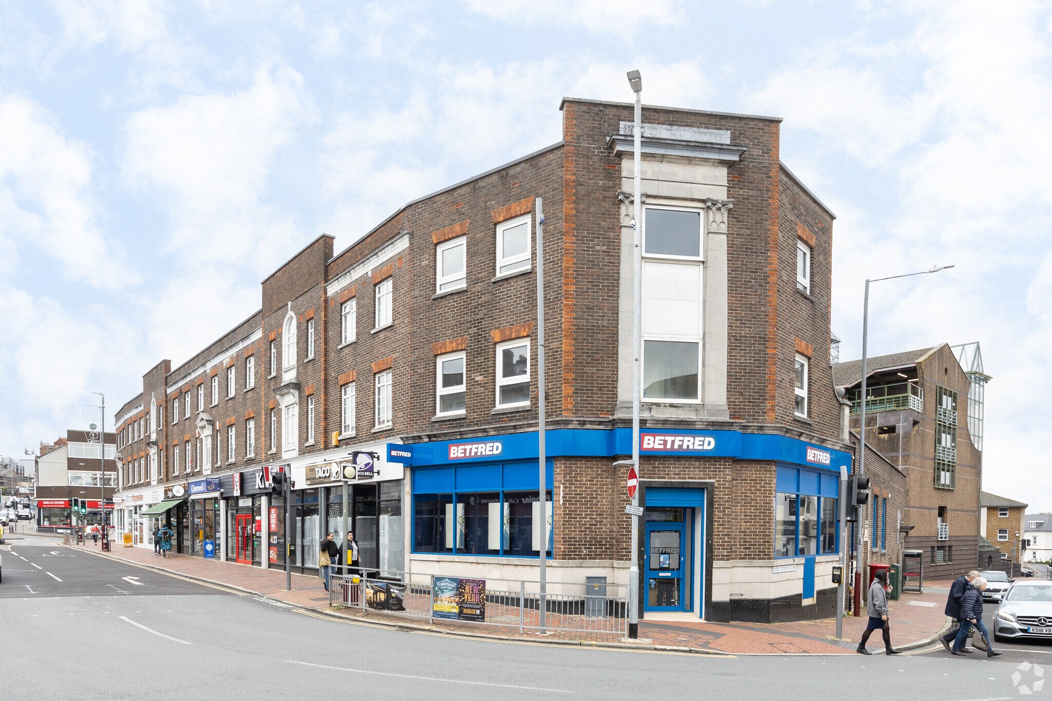 18-36 Grosvenor Rd, Tunbridge Wells for lease Primary Photo- Image 1 of 3