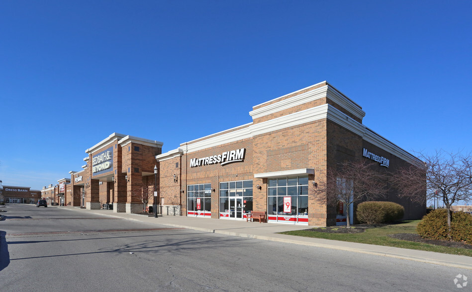 1719-1751 Stringtown Rd, Grove City, OH for lease - Primary Photo - Image 1 of 31