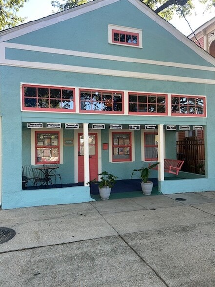 627 Opelousas Ave, New Orleans, LA for lease - Building Photo - Image 2 of 3