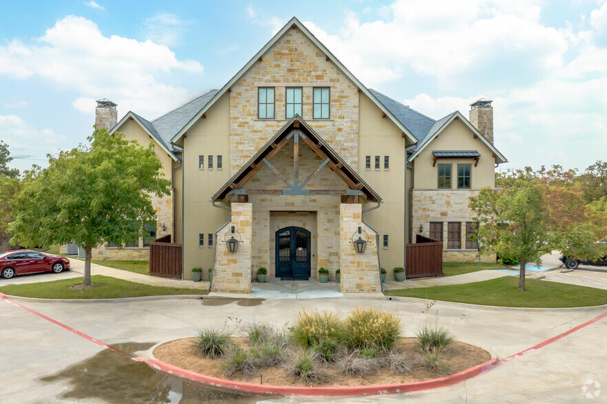1121 S Carroll Ave, Southlake, TX for lease - Building Photo - Image 2 of 14