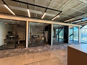 2218 Toomey Ave, Charlotte, NC for lease Building Photo- Image 2 of 5