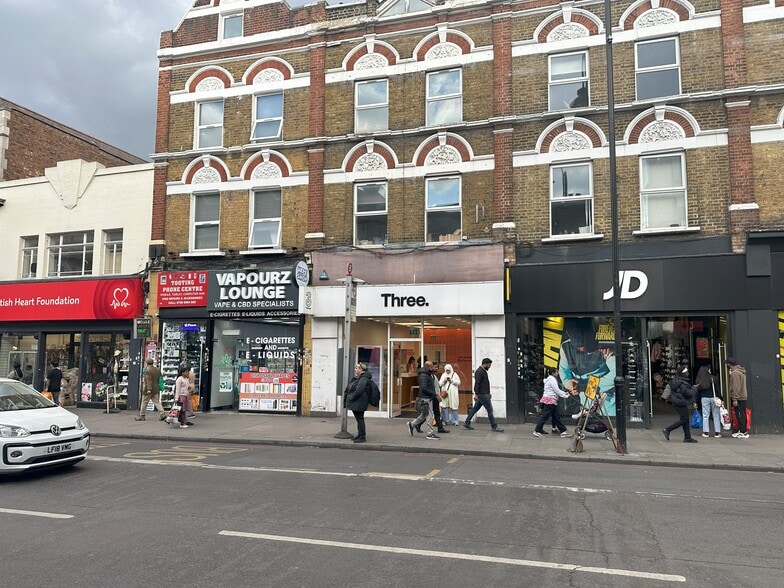 51 Tooting High St, London for lease - Building Photo - Image 2 of 3