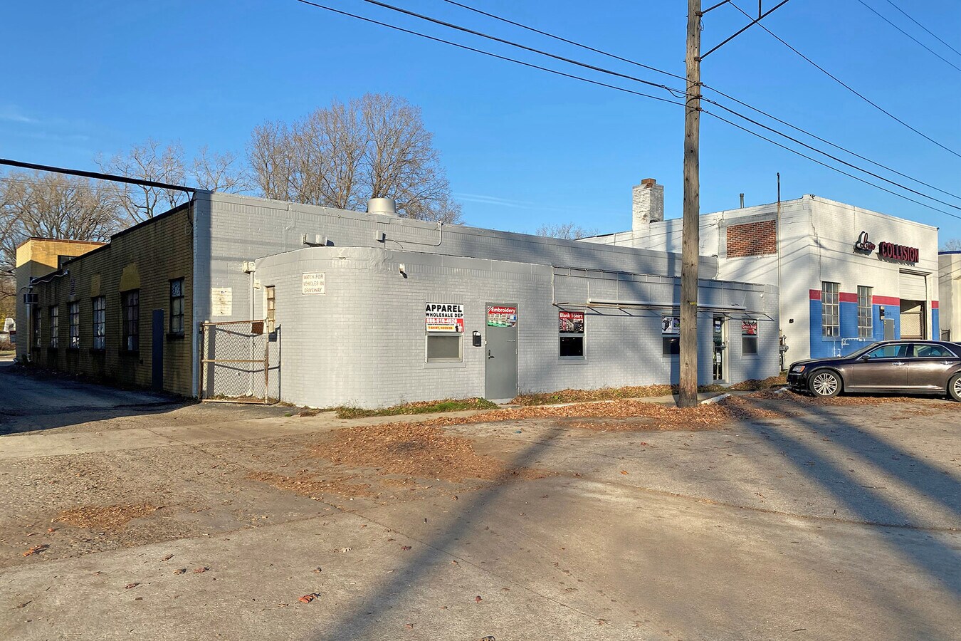 2323 W 9 Mile Rd, Warren, MI 48091