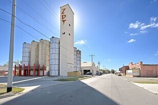 1127 Bowie St, Seguin TX - Brewery
