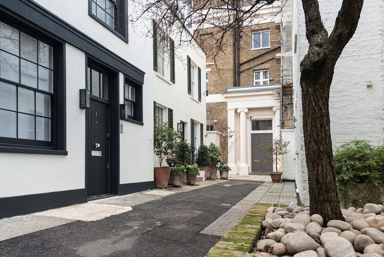 Studio Pl, London for sale Building Photo- Image 1 of 1