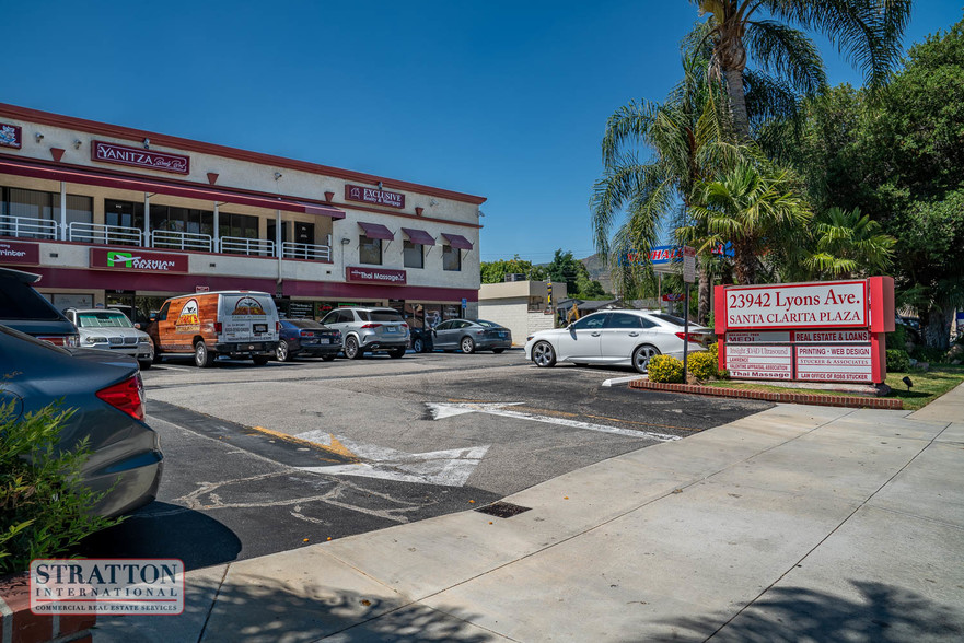 23942 Lyons Ave, Santa Clarita, CA for lease - Building Photo - Image 2 of 6