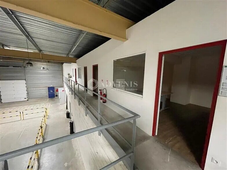 Flex in Sablé-sur-Sarthe for lease - Building Photo - Image 3 of 8