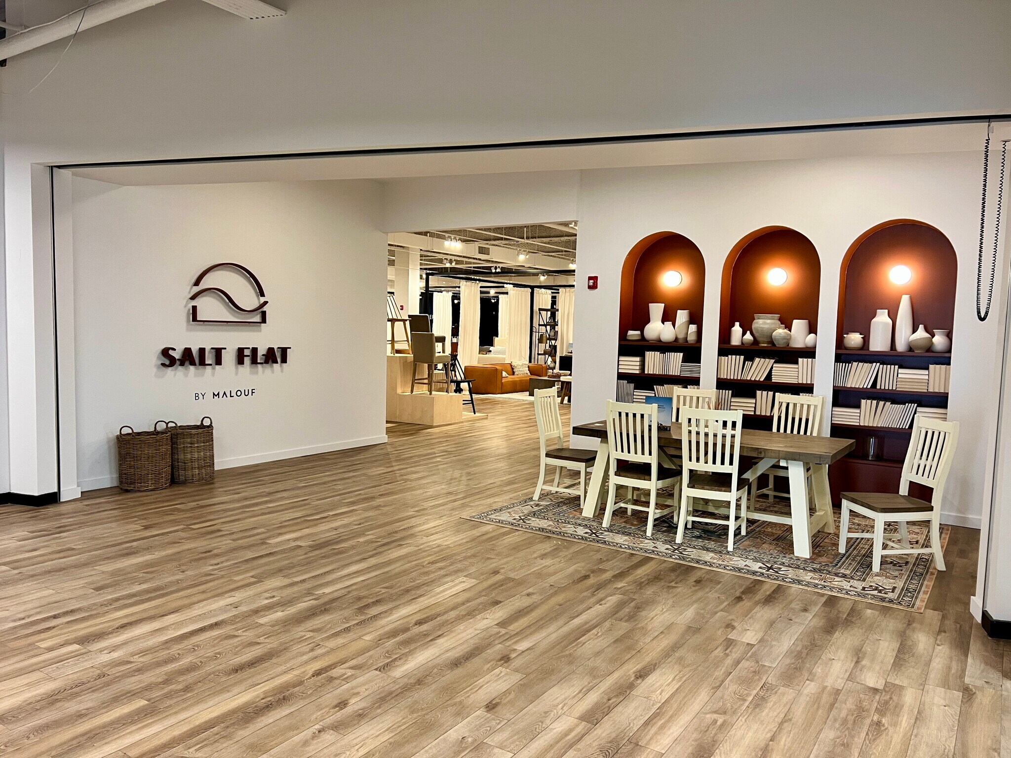 212 E Green Dr, High Point, NC for lease Lobby- Image 1 of 7