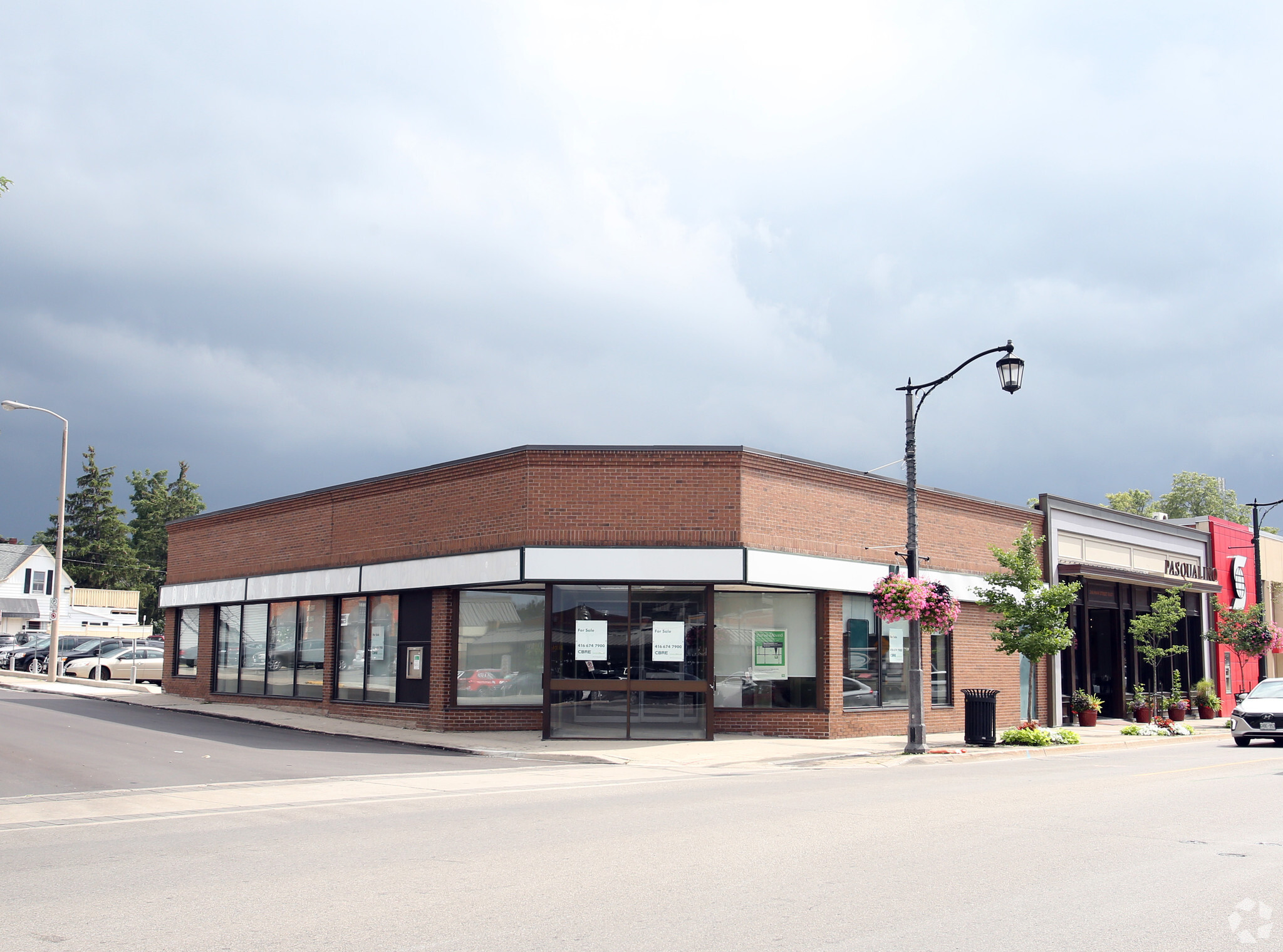 252 Main St E, Milton, ON for sale Primary Photo- Image 1 of 1