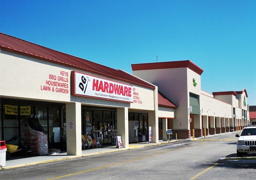 2881 Clark Rd, Sarasota, FL 34231 Retail Space for Lease