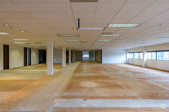 5440 N Cumberland Ave, Chicago, IL for lease Interior Photo- Image 1 of 8