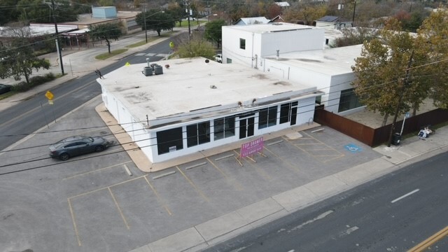 4902 Burnet Rd, Austin, TX for sale - Building Photo - Image 2 of 9