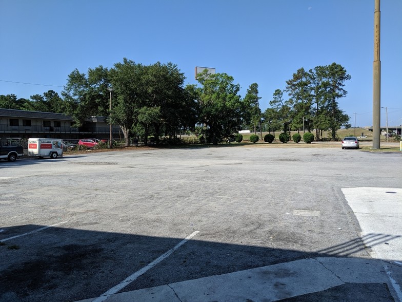 4035 US-17, Richmond Hill, GA for lease - Primary Photo - Image 3 of 5