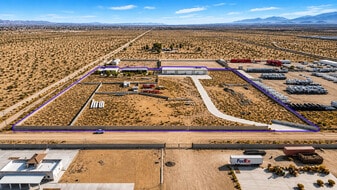 Industrial Building ±9.11 Acres of Land - Industrial Property