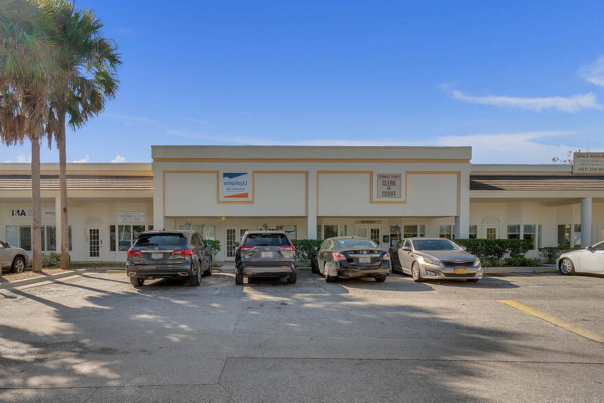 218-384 Wilshire Blvd, Casselberry, FL for lease - Primary Photo - Image 1 of 43