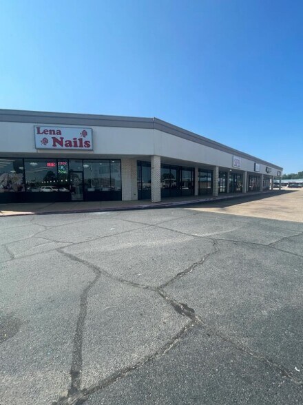 835 Benton Rd, Bossier City, LA for lease - Building Photo - Image 1 of 7