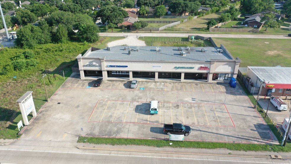 17335 FM 529 Rd, Houston, TX for lease - Building Photo - Image 1 of 4