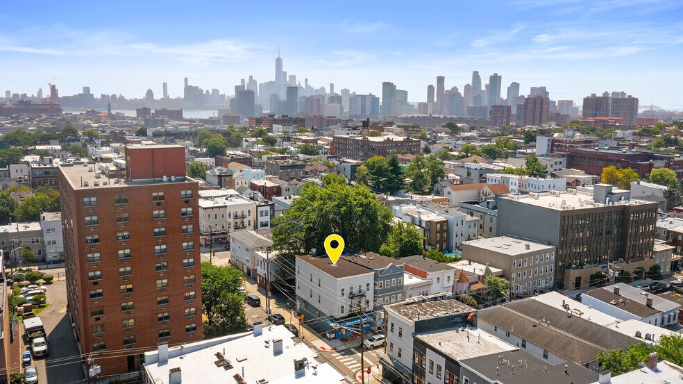 74 Cambridge Ave, Jersey City, NJ for sale - Building Photo - Image 1 of 14