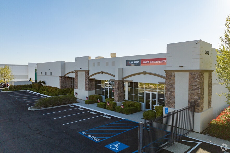 2479 W Walnut Ave, Rialto, CA for sale - Primary Photo - Image 1 of 6