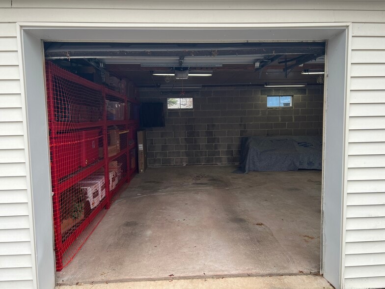 162 N 4th St, Telford, PA for lease - Building Photo - Image 3 of 11