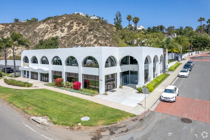 3702 Via de la Valle, Del Mar, CA for lease - Building Photo - Image 2 of 6