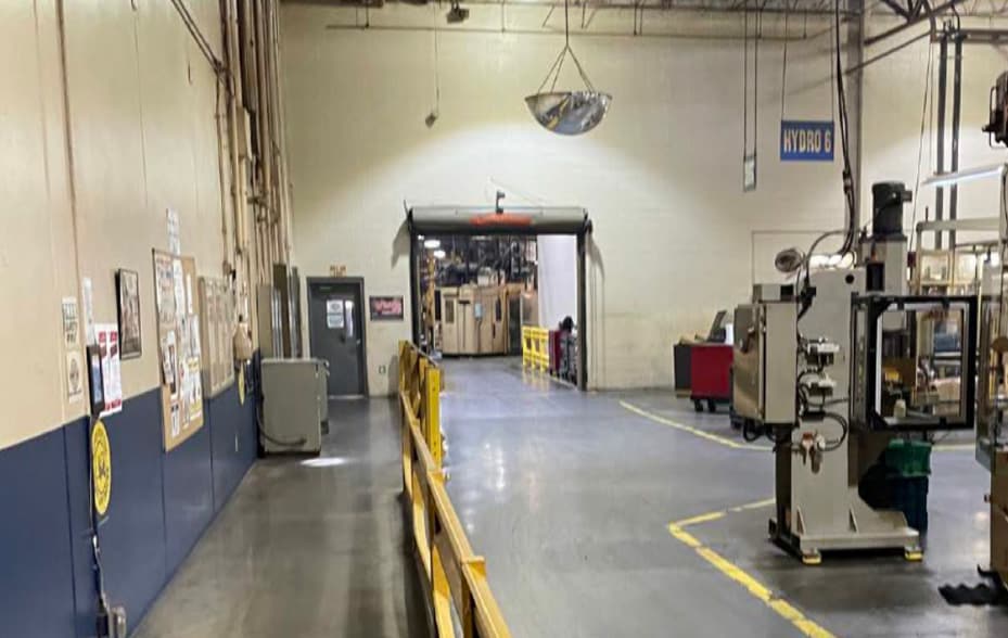 1102 Aviation Blvd, Hebron, KY for sale - Interior Photo - Image 2 of 8