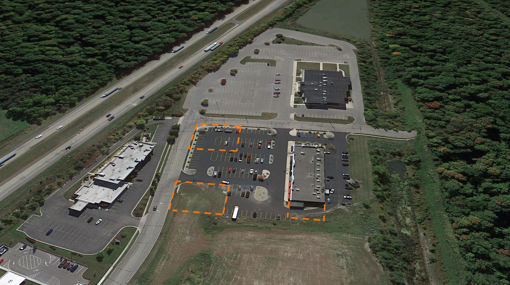 1031 Smaltz Way Way, Auburn, IN for lease Building Photo- Image 1 of 9