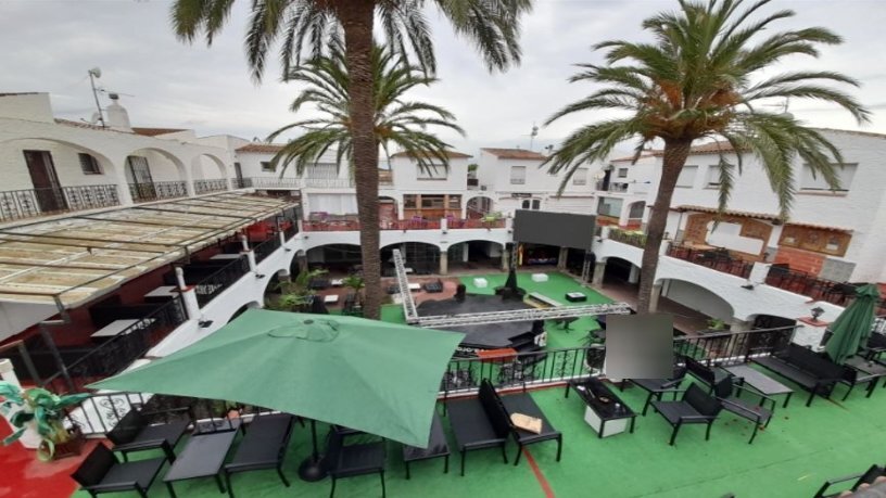 Passatge Moxo, 1, Castelló d'Empúries, Gerona for lease - Primary Photo - Image 1 of 3