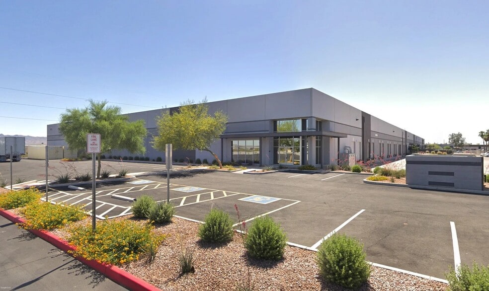 2626 S 7th St, Phoenix, AZ for lease - Building Photo - Image 2 of 8