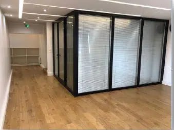 Office in Paris for lease - Interior Photo - Image 3 of 5