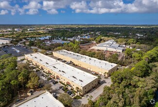 740 Commerce Dr, Venice, FL - AERIAL  map view