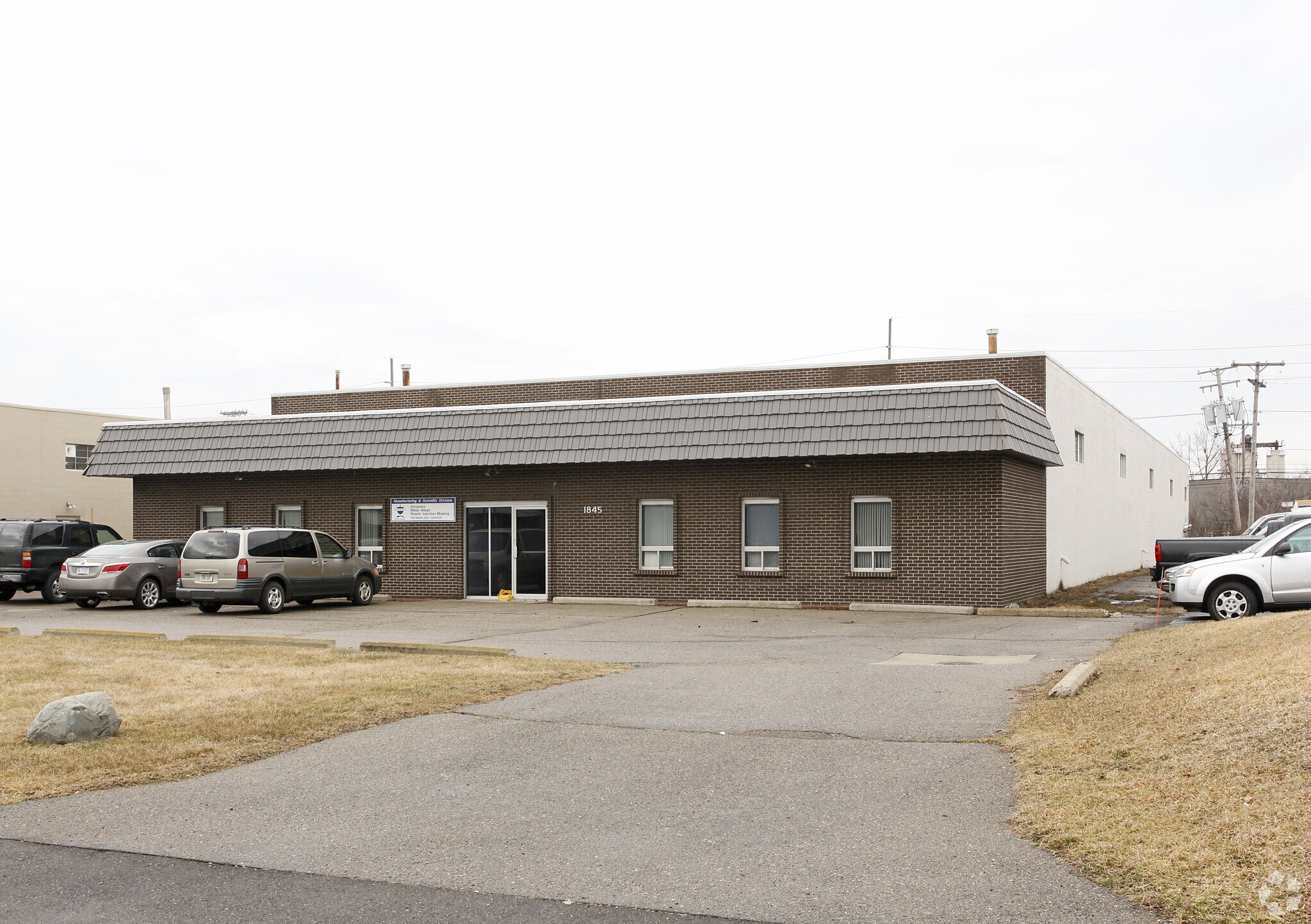 1845 Thunderbird Dr, Troy, MI for sale Primary Photo- Image 1 of 1