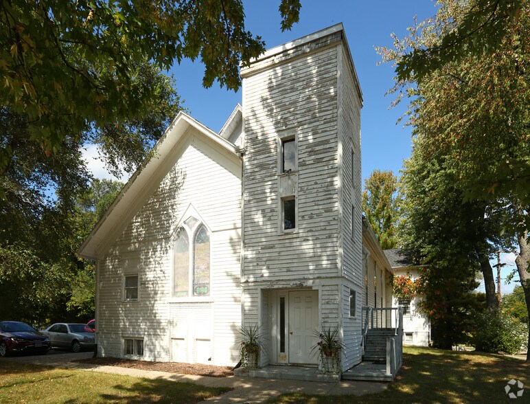 1380 Haslett Rd, Haslett, MI for sale - Primary Photo - Image 1 of 1