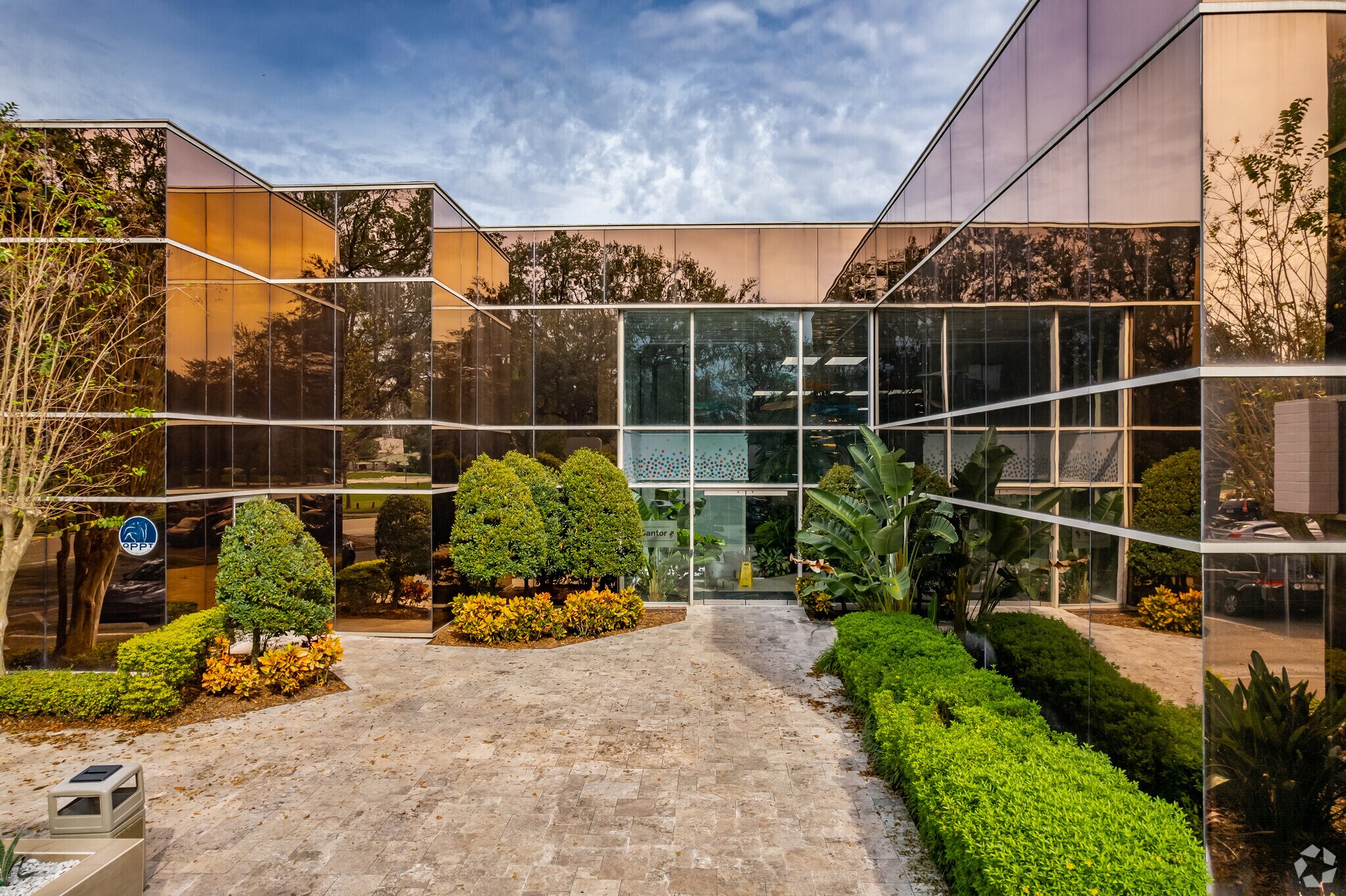 3903 Northdale Blvd, Tampa, FL 33624 Signature WorkSpaceNorthdale