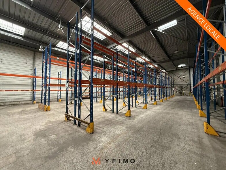 Flex in Rosny-sur-Seine for sale - Interior Photo - Image 1 of 8