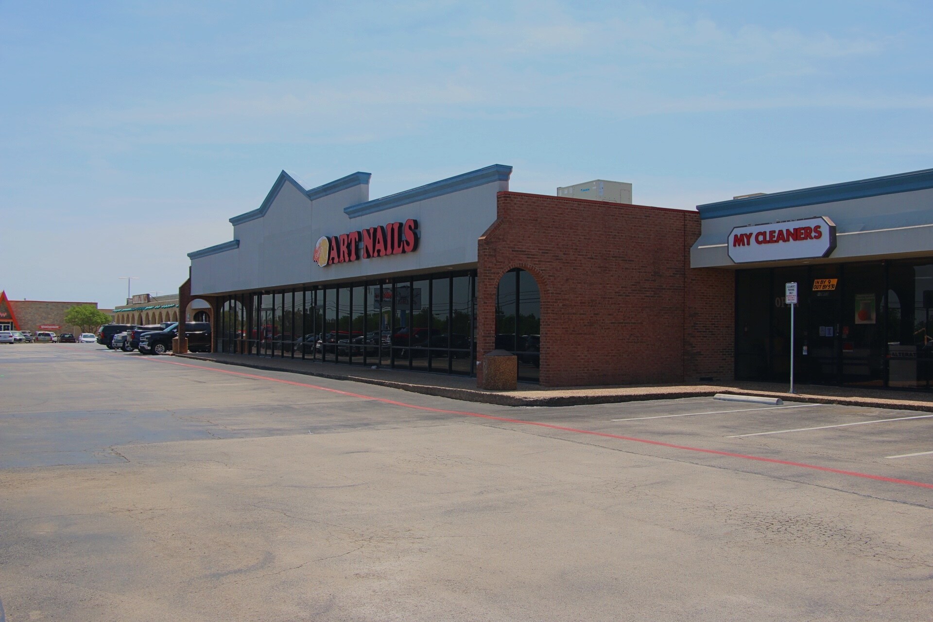 1029 N Saginaw Blvd, Saginaw, TX 76179 Shops of Saginaw