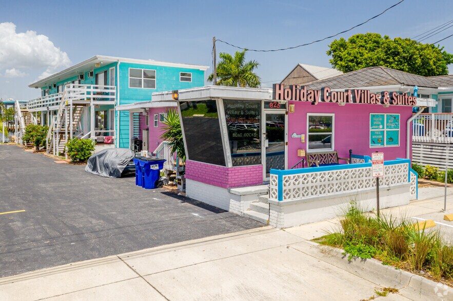 925 Estero Blvd, Fort Myers, FL for sale - Primary Photo - Image 1 of 1