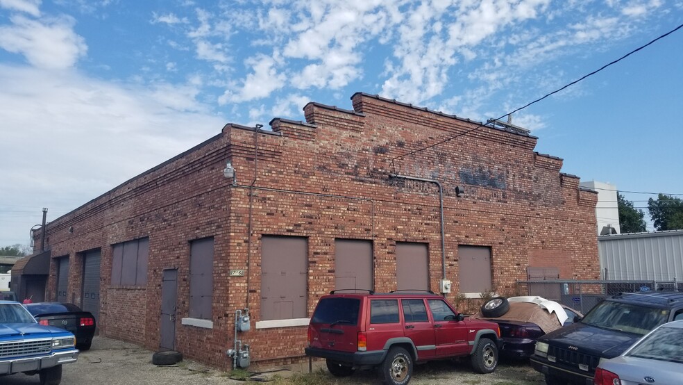 700 SE 7th St, Topeka, KS for sale - Building Photo - Image 2 of 2