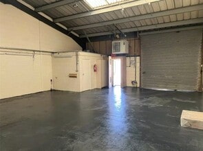 Vanguard Way, Southend On Sea for lease Interior Photo- Image 2 of 6