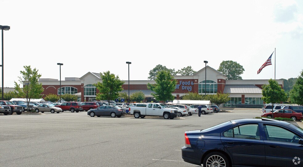 6335 Mechanicsville Tpke, Mechanicsville, VA for sale - Building Photo - Image 1 of 5