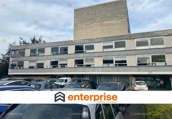 Location Bureaux 390 m²