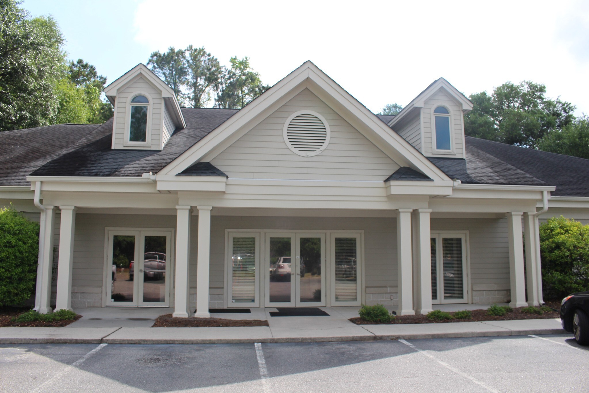 765 Long Point Rd, Mount Pleasant, SC for sale Primary Photo- Image 1 of 1