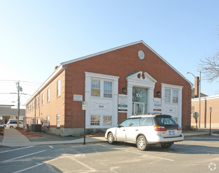 100 Market Sq Newington Ct 06111 Private Offices Market Square Newington Loopnet Com