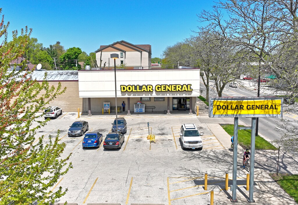 2466 Sheridan Rd, Zion, IL for sale Primary Photo- Image 1 of 1