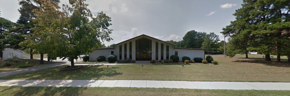 18731 W Catawba Ave, Cornelius, NC for sale Primary Photo- Image 1 of 1