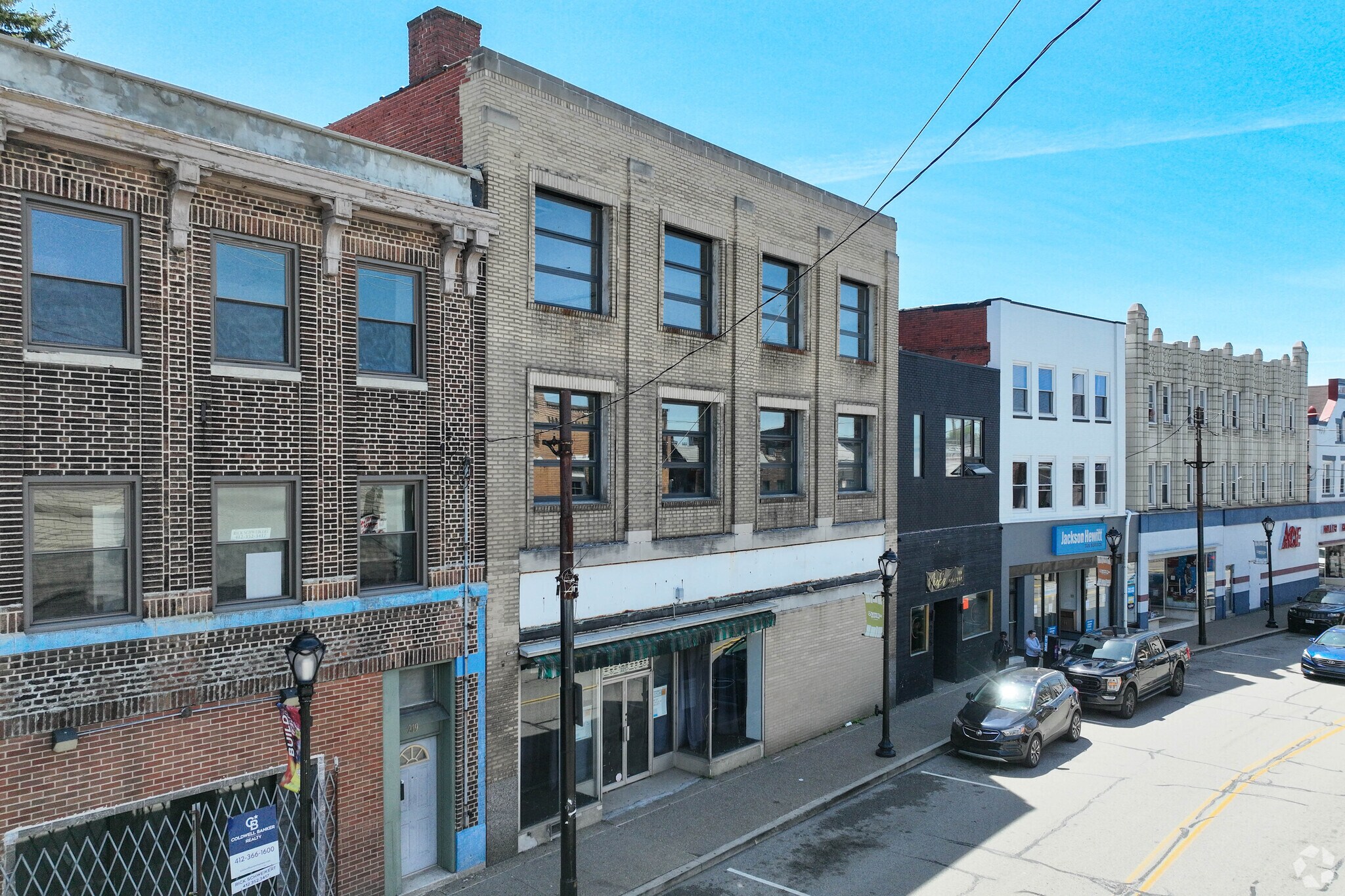 Retail in Pittsburgh, PA for sale Primary Photo- Image 1 of 1