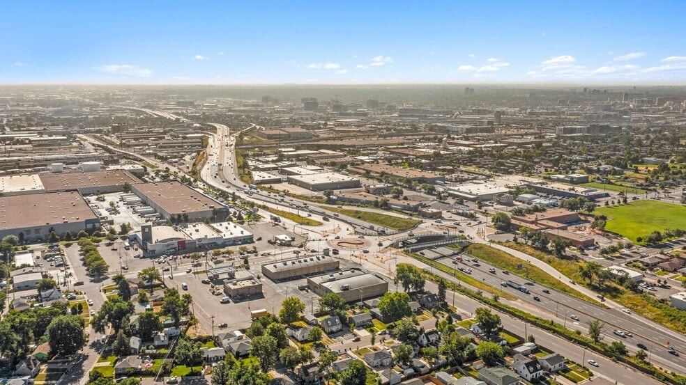 Chaffee Park Plaza portfolio of 2 properties for sale on LoopNet.com - Aerial - Image 2 of 9