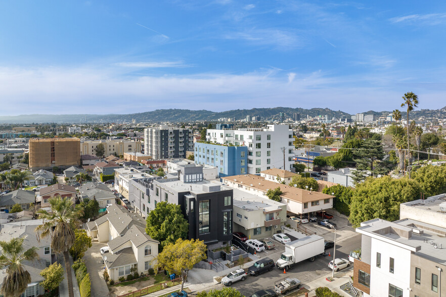 641 N Hobart Blvd, Los Angeles, CA for sale - Building Photo - Image 3 of 30