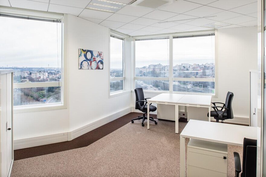 201 Rue Carnot, Fontenay-sous-Bois for lease - Interior Photo - Image 3 of 16